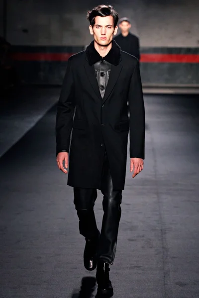 Look 2